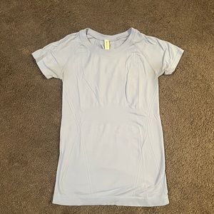Athleta shirt